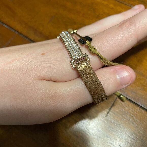 Bracelet Two Piece Set - Picture 2 of 3